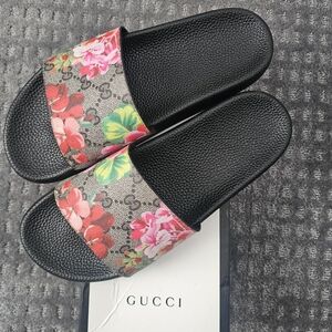GUCCI Bloom Slides